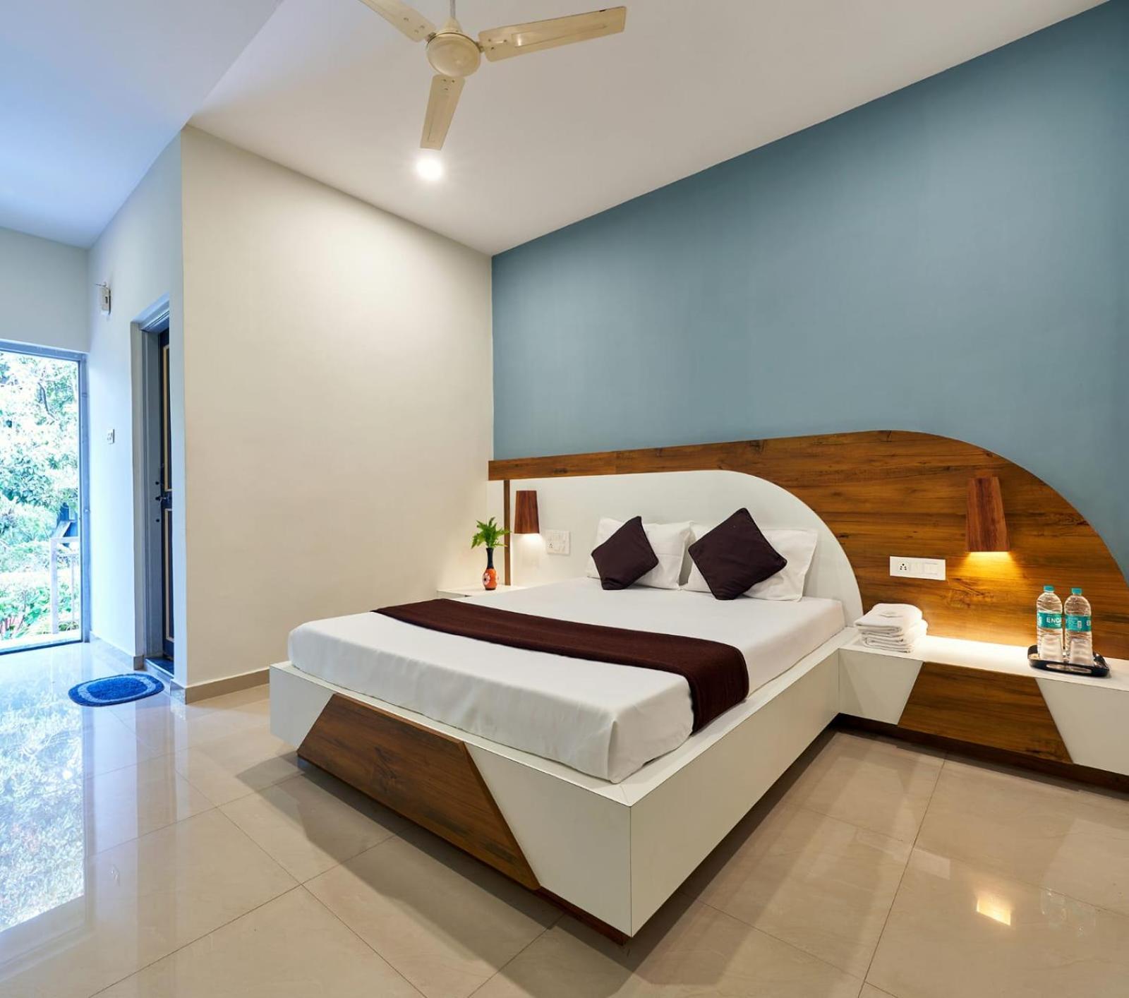 Serenity Resort Panhāla Buitenkant foto